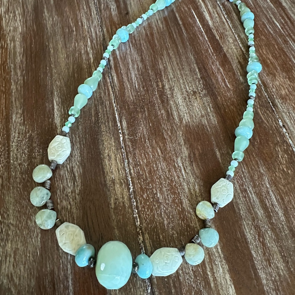 ESTATE SALE FIND! VTG POSSIBLE JADITE AMAZONITE STONE STATEMENT NECKLACE